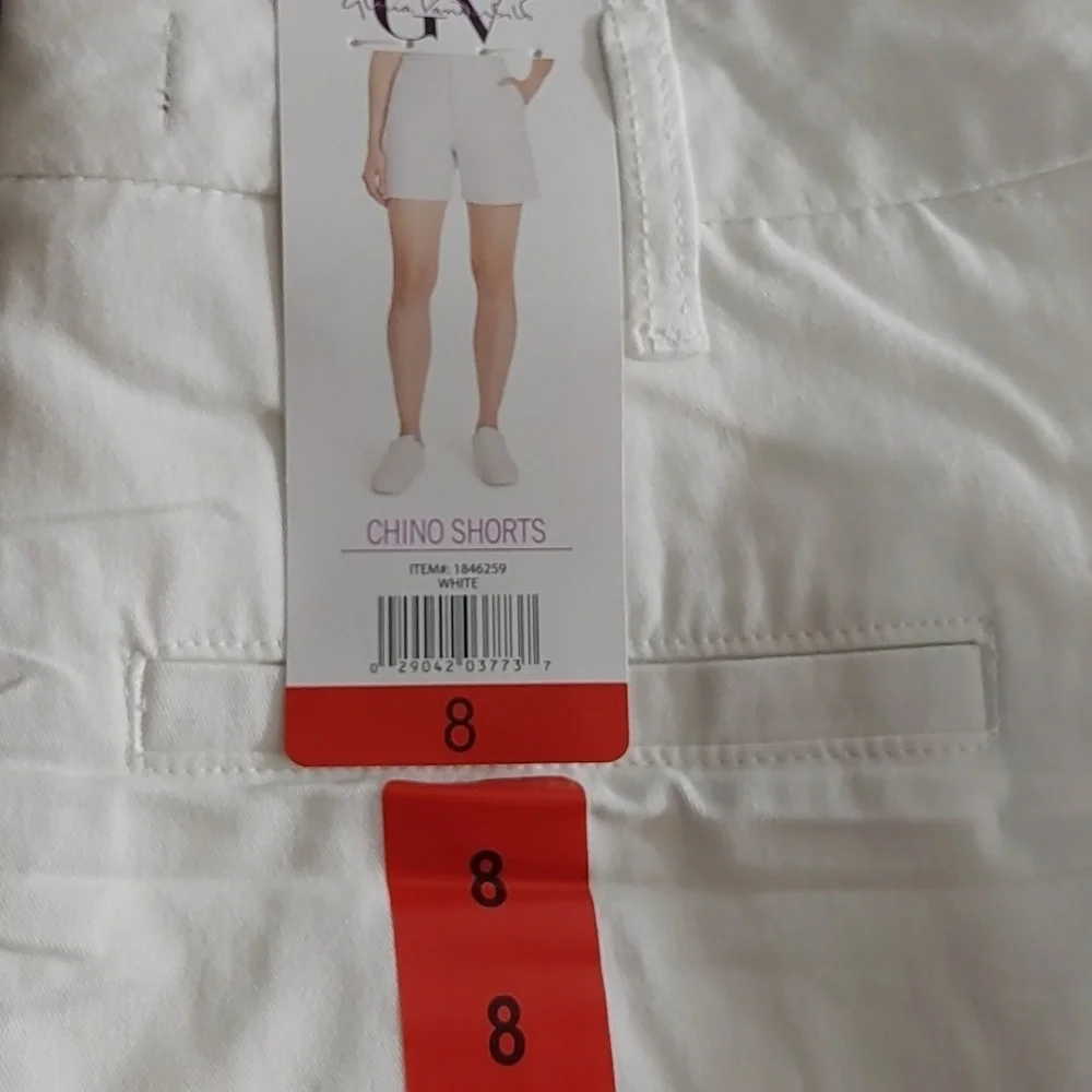 NWT Gloria Vanderbilt Women's Chino Shorts‎ White